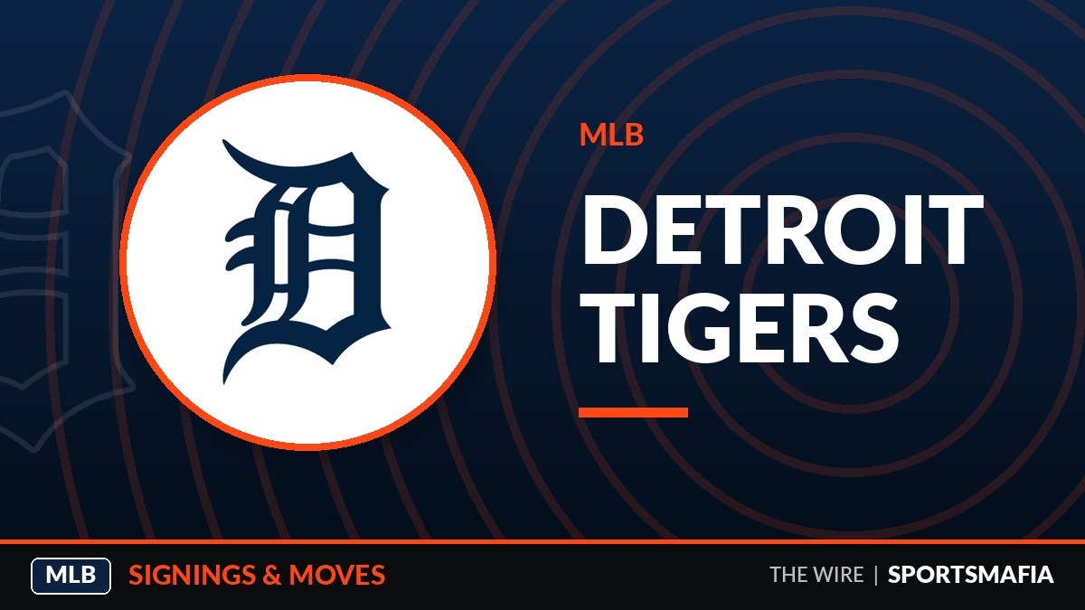 Tigers re-sign veteran catcher Carlos Perez to minor league deal